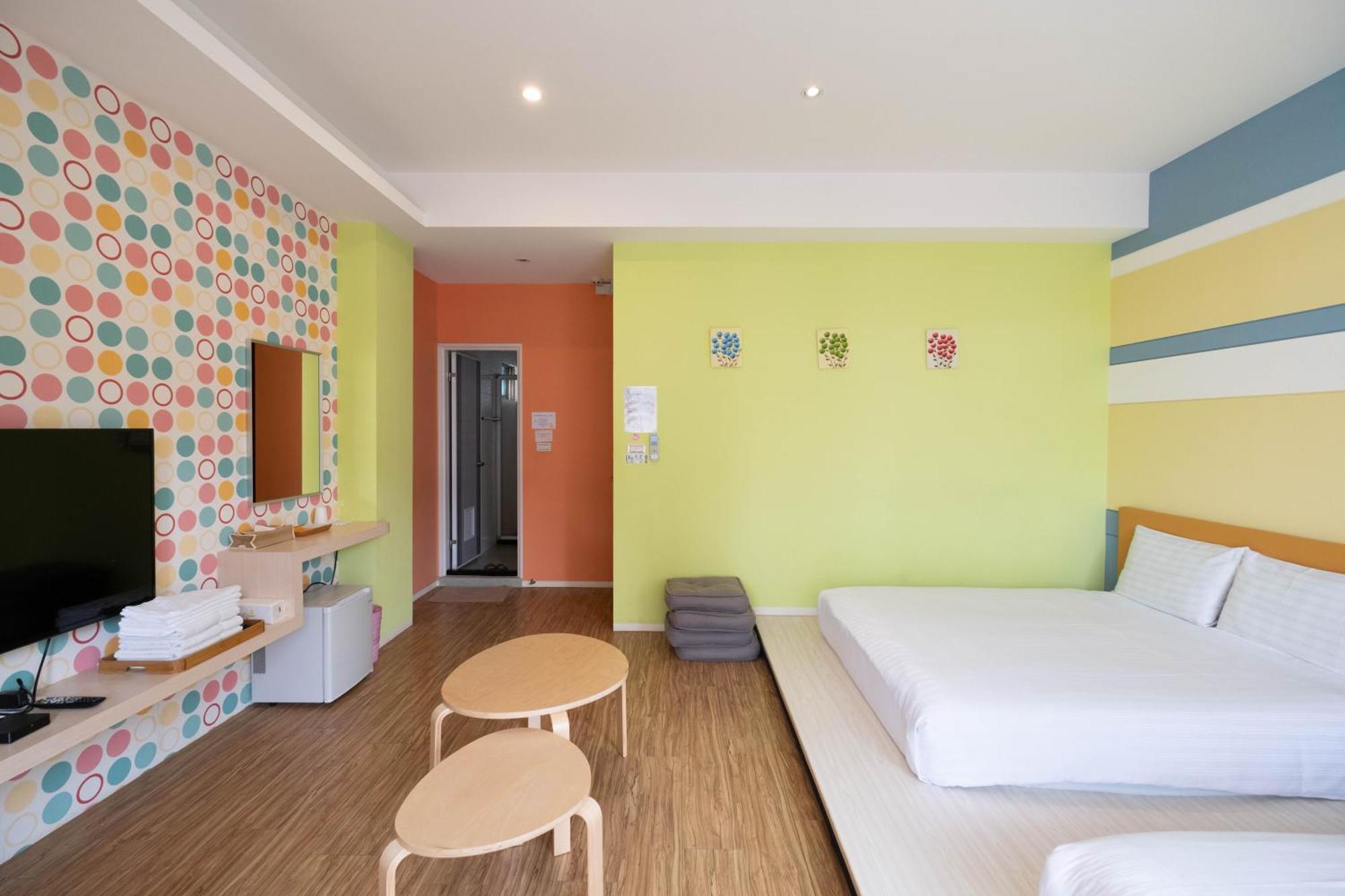 Wow Haha Foodie House Tainan Exterior photo